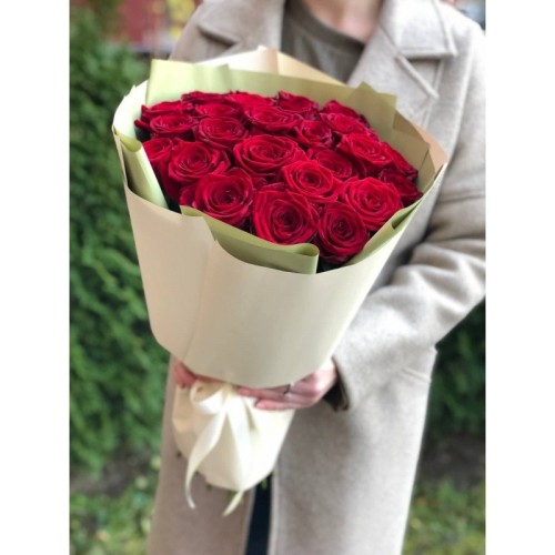 Купить на заказ Букет из 21 красной розы с доставкой в Темиртау