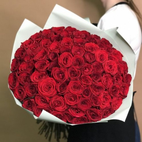 Купить на заказ Букет из 75 красных роз с доставкой в Темиртау
