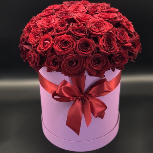 Купить на заказ 51 красная роза в коробке с доставкой в Темиртау