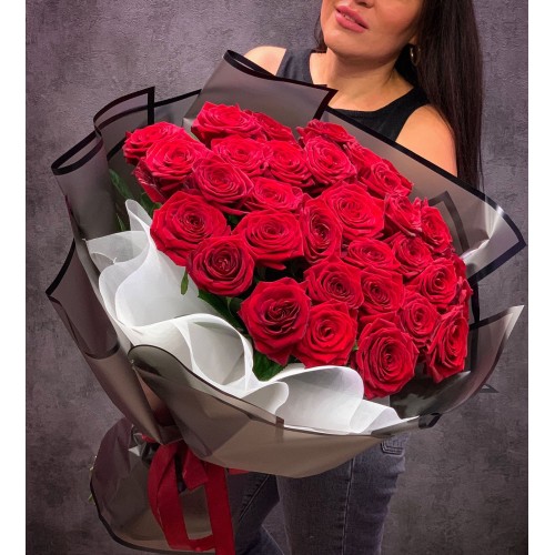 Купить на заказ Букет из 35 красных роз с доставкой в Темиртау